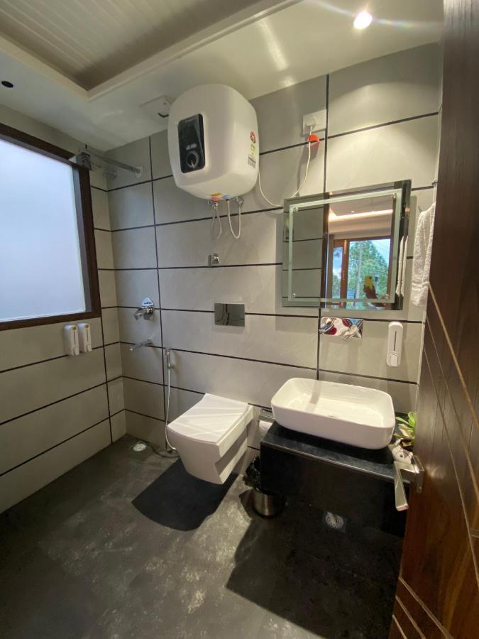 Bed and Breakfast The Westberry 50Mtrs Offroading And 50 Mtrs Nature Path Shimla Exterior foto